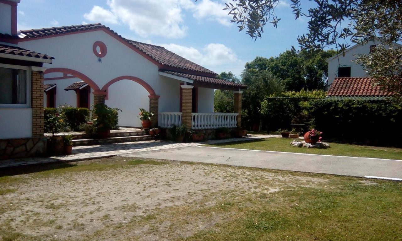 Villa Yannis Roda  Eksteriør billede